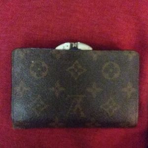 Vintage Louis vuitton wallet